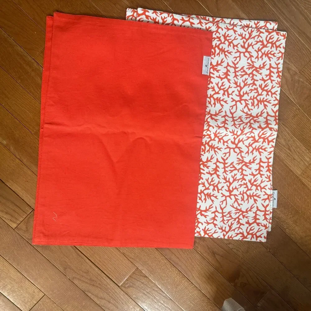 NWT Pomegranate Reversible Coral Orange Placemats Set 4 Coastal 13x19